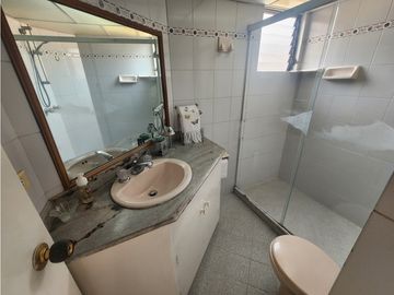 APARTAMENTO  VENTA  LAURELES NUTIBARA  ENTRE PRIMER Y SEGUNDO PARQUE