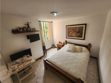 APARTAMENTO  VENTA  LAURELES NUTIBARA  ENTRE PRIMER Y SEGUNDO PARQUE