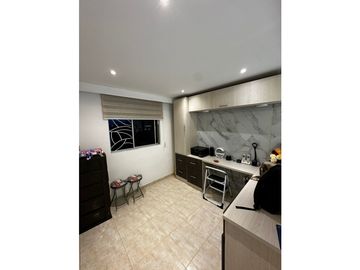 Venta de casa dúplex con estudio y vestidor privado