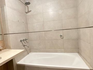 Departamento nuevo 2 dorm, con balcón terraza, en venta en edificio Crono