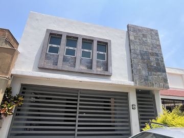 Venta de casa en General Escobedo Cerradas de Anahuac Nuevo León