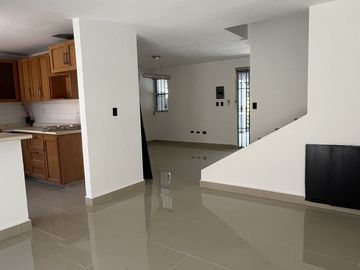 Venta de casa en General Escobedo Cerradas de Anahuac Nuevo León