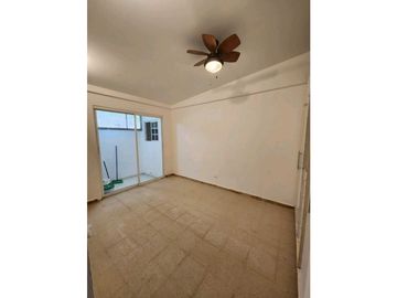 CASA EN LA 12 DE OCTUBRE RESIDENCIAL LOS ANTARES 276M2