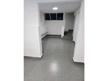 CASA EN LA 12 DE OCTUBRE RESIDENCIAL LOS ANTARES 276M2