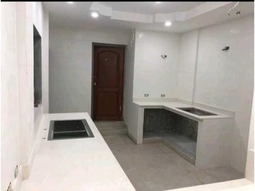 CASA EN HATO PINTADO DE 3 NIVELES  435M2 REMODELADA