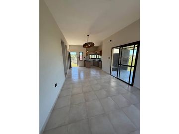 VENTA CASA SANTA CRUZ DEL LAGO VALLE DEL SOL 2 DORMITORIOS