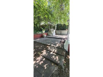 CASA EN ESTANCIA VIEJA - PILETA Y PARQUE