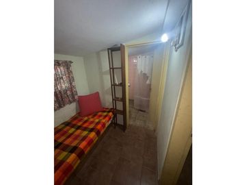 CASA EN ESTANCIA VIEJA - PILETA Y PARQUE