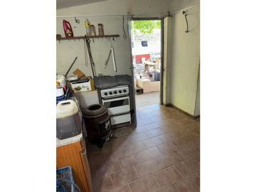 CASA EN ESTANCIA VIEJA - PILETA Y PARQUE