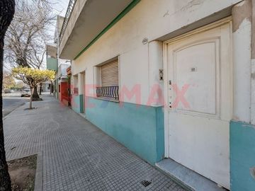 Venta PH 4 amb terraza/pati S/exp Parque Chacabuco