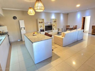 VENTA CASA 3 AMB MORENO PARQUE PILETA APTA CREDITO