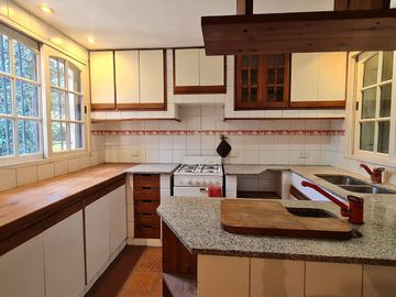 VENTA Casa  B° Residencial Los Jazmines, Del Viso