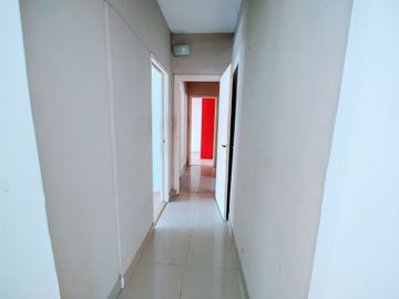 Venta Casa 4 amb. Hermoso Parque + Pileta. Burzaco