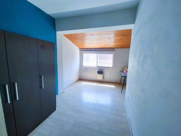 Venta Casa 4 amb. Hermoso Parque + Pileta. Burzaco
