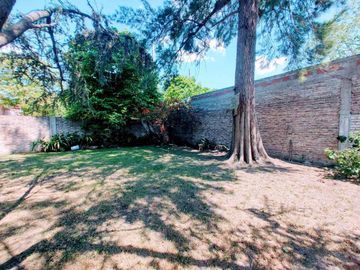 Venta Casa 4 amb. Hermoso Parque + Pileta. Burzaco
