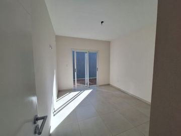 Casa en Venta - Bº La Quebrada - Lujan