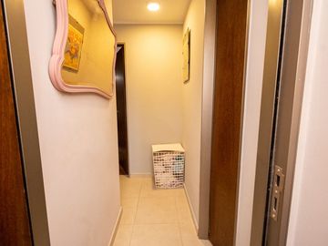 Celestino VIII. Dpto de 2 dorm y 2 baños. Centro.