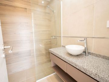 Venta Dpto 2 dorm. 2 baños.