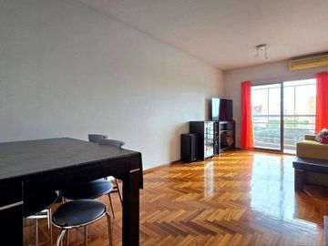 Venta Dpto. 3 amb. Caballito con Balcón y Pileta