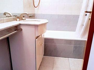 Venta Dpto. 3 amb. Caballito con Balcón y Pileta