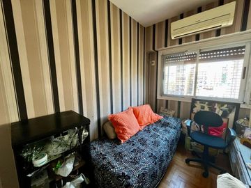 DPTO 4 AMB VENTA CABALLITO COCHERA EXC UBICACIÓN