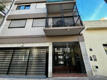 DPTO 4 AMB VENTA CABALLITO COCHERA EXC UBICACIÓN