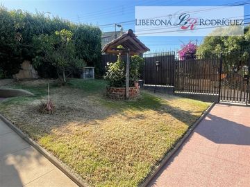 Casa en Venta en Casa a pasos del centro de Quilpué