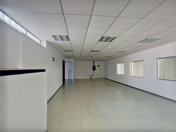 Bodega en RENTA  sobre Av Lopez Mateos