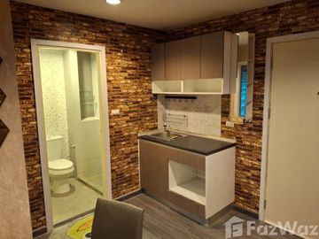 1 Bedroom Condo for rent at The Trust Condo @BTS Erawan