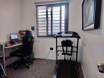 Casa en Venta en Violeta Cousiño Nte. 7472