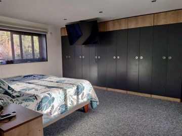 Casa en Venta en Violeta Cousiño Nte. 7472