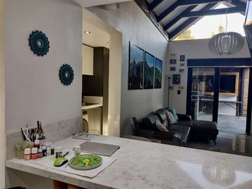 Casa en Venta en Violeta Cousiño Nte. 7472