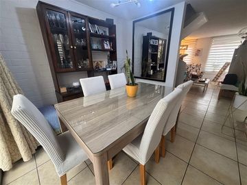 Casa en Venta en Portal del valle