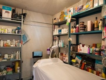 VENTA DE CASA EN JARDINES DE SAN MANUEL.