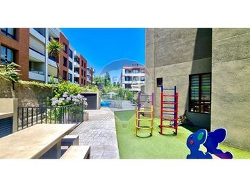 Dúplex con jardín y terraza en La Dehesa