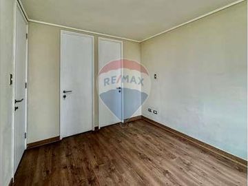 36m2, buena ubicación, estacionamiento y bodega