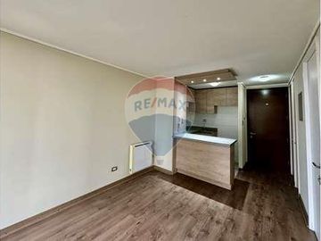 36m2, buena ubicación, estacionamiento y bodega