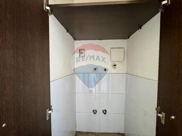 36m2, buena ubicación, estacionamiento y bodega