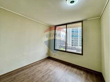 36m2, buena ubicación, estacionamiento y bodega