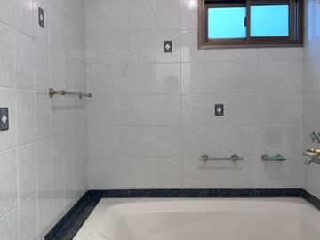 VENTA MDP,  ZONA CHAUVIN/MACROCENTRO, PISO UNICO EN SU ESTILO, CALIDAD, METRAJE, AMPLITUD DE AMBIENTES, VISTA PANORAMICA, CONSULTANOS !!!