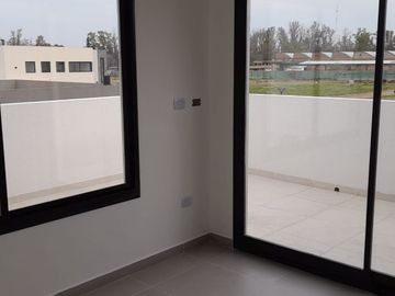 DUPLEX A LA VENTA 4 AMBIENTES A ESTRENAR EN PILAR - COMPLEJO SPRING PARK