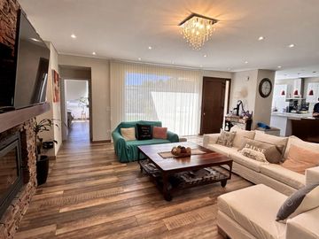 ALQUILER VERANO EXCLUSIVA CASA CON PILETA  BARRIO LA HERRADURA PINAMAR