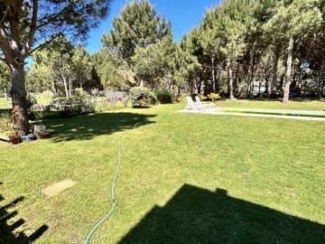 ALQUILER VERANO EXCLUSIVA CASA CON PILETA  BARRIO LA HERRADURA PINAMAR