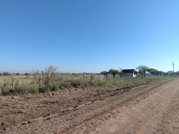 VENDE CHACRA A MTS. DEL ACCESO ARTIGAS!