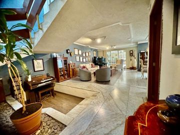 VENTA CASA EN PROVIDENCIA  EXCELENTE UBICACION