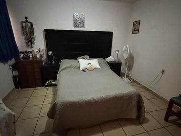 CASA EN VENTA EN CONSTITUYENTES DEL PARQUE, A MINUTOS DE COSTCO