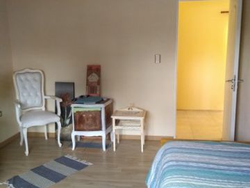 Chalet en Villa Club Sobre Calle Granaderos Nuevo Valor!