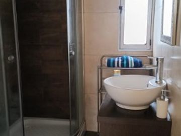 Chalet en Villa Club Sobre Calle Granaderos Nuevo Valor!