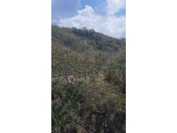 EL AGUACATAL APARTAMENTO  SIN ASCENSOR CALI OESTE COLOMBIA