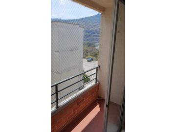 EL AGUACATAL APARTAMENTO  SIN ASCENSOR CALI OESTE COLOMBIA